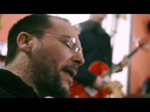 Neno Belan & Fiumens - Jer je pjesma dio nas