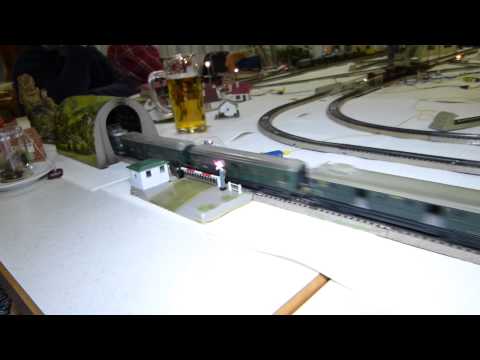 39. Stummi-Treff WN,  05 - Bahnübergang  (Märklin 459 MG)