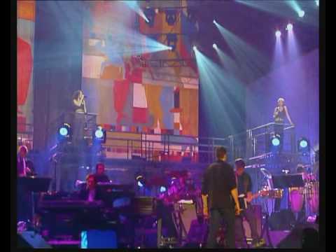 Garou, Elsa, Patricia Kaas, Maurane, Zazie - Parlez Moi D'Amour (medley).