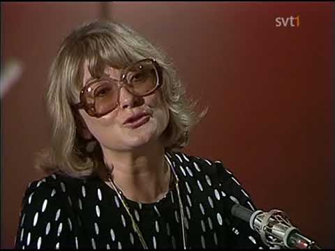 Monica Zetterlund - Sakta Vi Gå Genom Stan (Live På Parkett 1974)