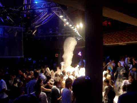 Viva Truskolasy [2006-07-01] Piana Party - Sala Techno [2-6]