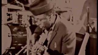 John Lee Hooker at Detroit Tube Works (1970) - Hobo Blues