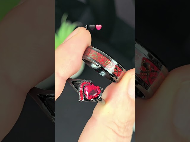 Vídeo relacionado con Ysrpoud Anillos, anillo de piedra negra de plata real 925, hombre Virgen María Zirconia Cúbica Joya Onyx Tamaño abierto