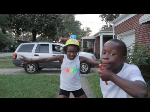 FUTCHA FAMOUS PLAYS WET HEAD