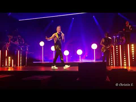 The Dark Tenor - River flows on the Edge