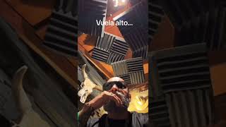 El Babo Del Cartel De Santa Escuchando A Lefty SM