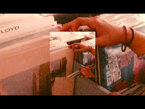 Rewind to the 60s – The Era of Vinyl and Vibes