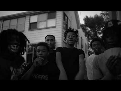 D Rose - Silverbacc (SHOT BY: @nopauseproductions)