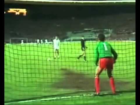 Grobbelaar vs Superman Spaghetti legs
