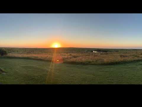 "Pequeñas estampillas sonoras": 1. Amanecer en Pueblo Nuevo