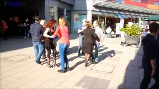 preview picture of video 'International Rueda de Casino Flash Mob Germany - Pa`ti Pa`mi and friends Hofheim Ts.'