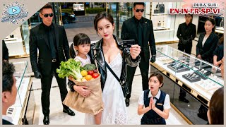 Mother And Daughter Were Humiliated Shopping Turns Out She A Billionaire Used Black Card To Buy All