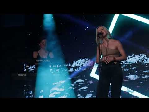 Dora Gola live @ Hedge School Festival