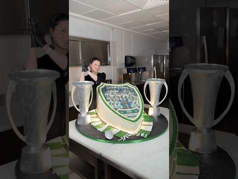 كيكة نادي الأهلي بمناسبة فوزهم بالكأس للمرة الثانية 💚🇸🇦💚 #alahli