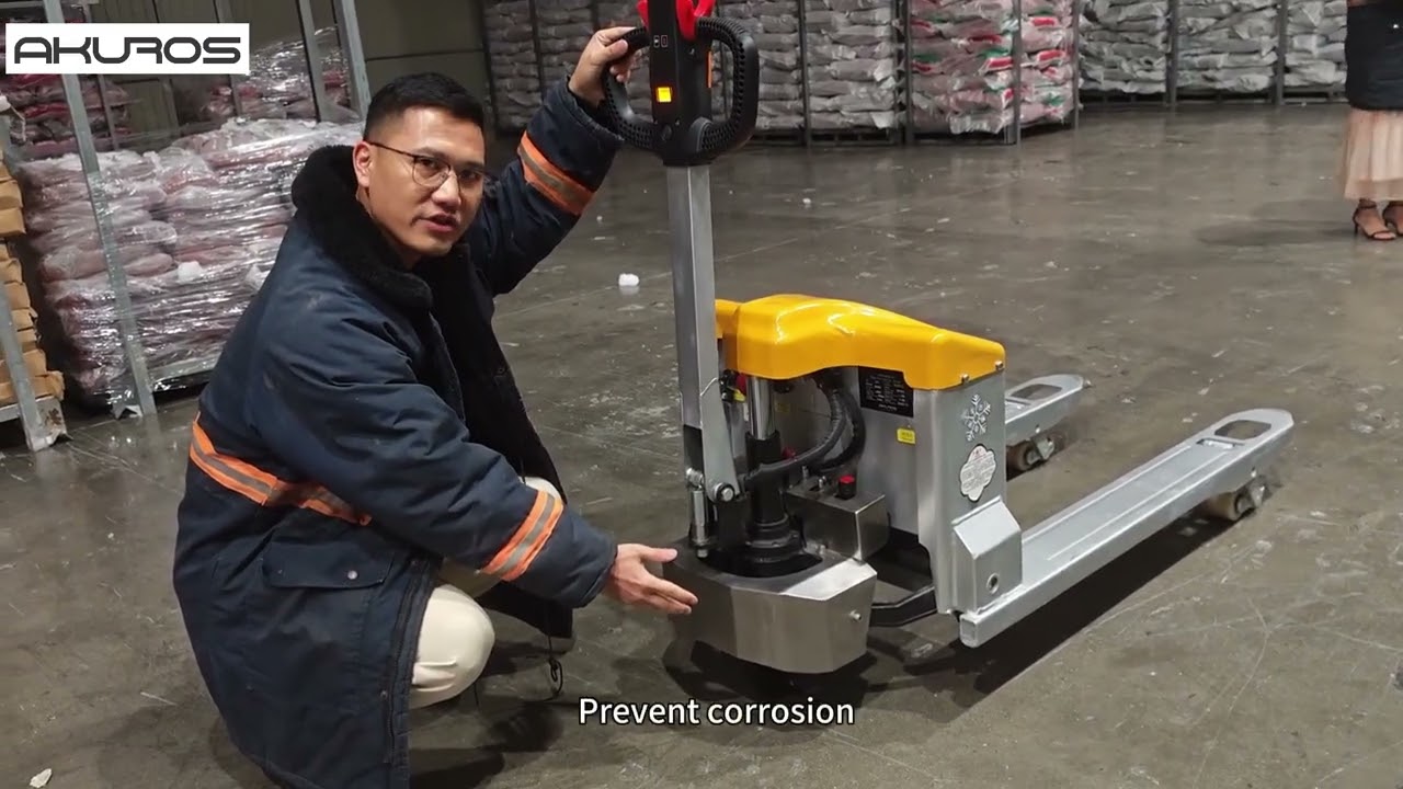 🚀 Introducing the AKUROS T20B Electric Pallet Truck!