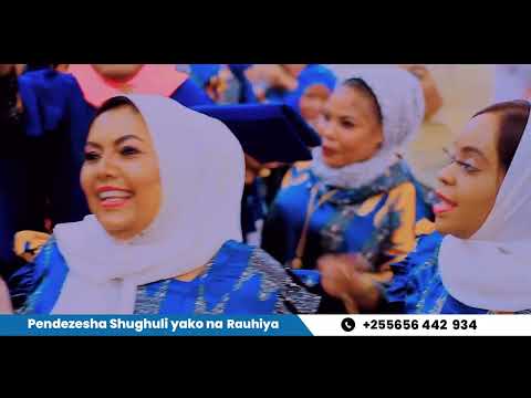 RAUHIYA AMFURAHISHA BI HARUSI KWA KUMUIMBIA NINAMPA MAHABUBA MPENZI NILO..( QUEEN OF ZANZIBAR CREW)