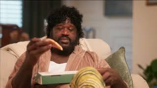 Shaquille O'Neal Papa Johns Epic Stuffed Crust Commercial