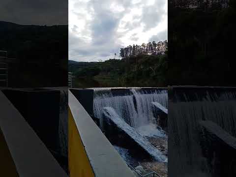 Passando em Dom Joaquim (MG)e mostrandoa barragem de