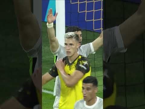 Video Thumbnail: BUNDESLIGA: Rekord-Kracher und Schlotterbeck-Comeback! | Dortmund - Wolfsburg | Highlights #bl
