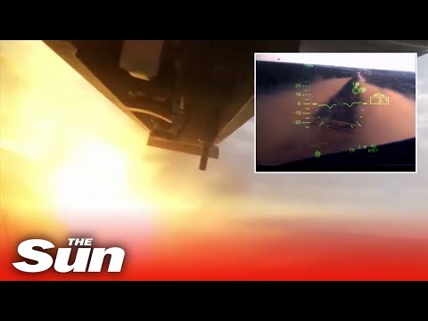 Russian attack helicopters 'destroy Ukrainian military convoy'