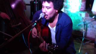 Liam Bailey unplugged Pepper Rocks 21.12.12