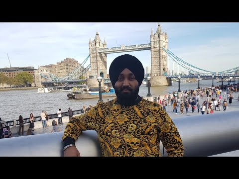 London di shair #londonbridge #piccadilly #underground