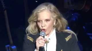 Sylvie Vartan  Cheveux au vent   Olympia 12 04 2015