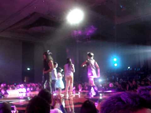 Slank feat. Poppy Sovia & Yuyun Arfah - Kupu Biru @ I SLANK U Concert (11 Mei 2012, Ritz Carlton)