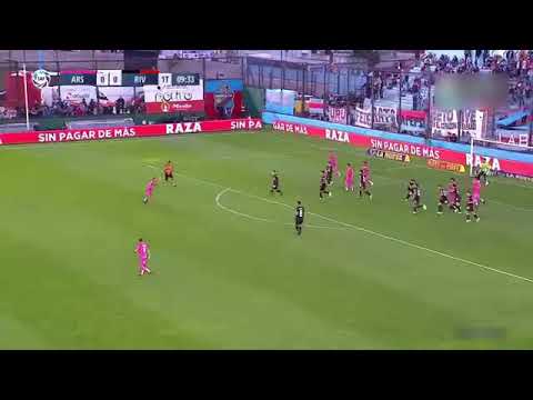 Arsenal 3-3 River. Resumen y goles.