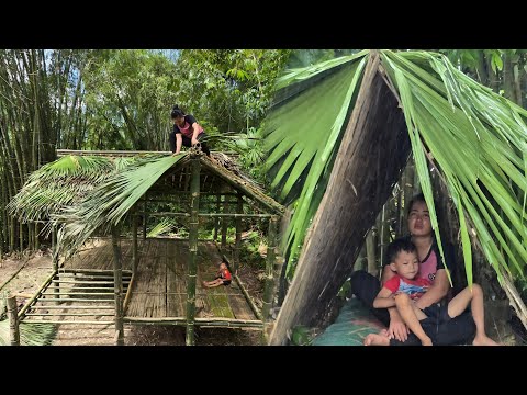 Full video: 365 days for Tieu Anh and her son to complete the bamboo house