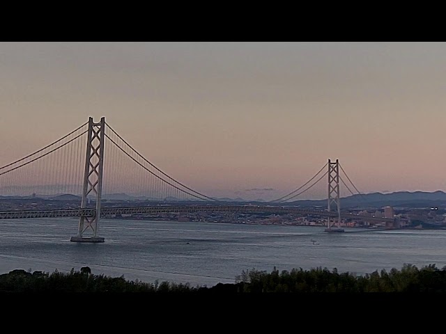 明石海峡大橋（淡路サービスエリア上りから）