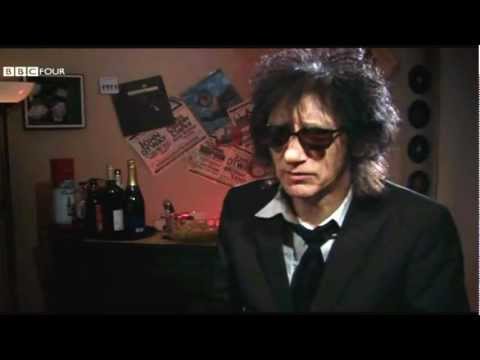 Poet John Cooper Clarke on the dangers of owning a computer (Very Funny)