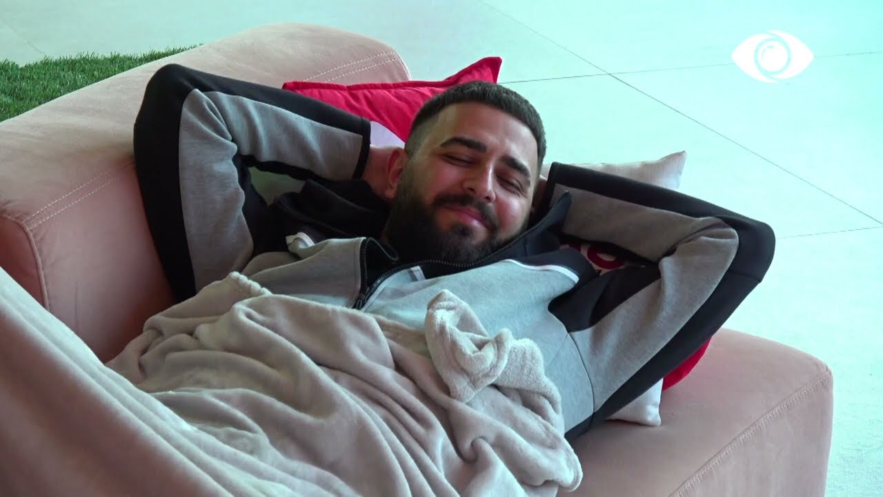 Ka dikë jashtë shtëpisë? Lorenci i flet për jetën personale Qetsorit