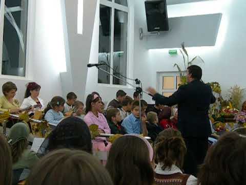 Corul de Copii MARGINEA - dirijor Petrica Moisuc // DOMNUL E BUN!