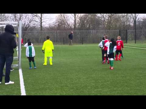 Slikkeveer F1 tegen Overmaas F1 op 28-03-2015