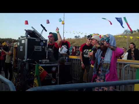 King Shiloh plays Fit & Active (Satta Dub records) @ ReggaeBus 2018