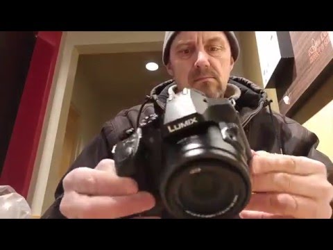 Firs Look/Unboxing: Panasonic Lumix FZ-300