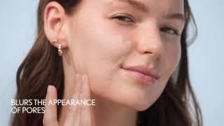 Covergirl We KNOW you’re seeing that weightless instant blur 😉