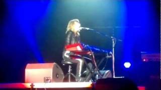 SUZI QUATRO 28.12.2011 Can I Be Your Girl VILNIUS