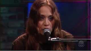 Fiona Apple   Get him back Live 2006
