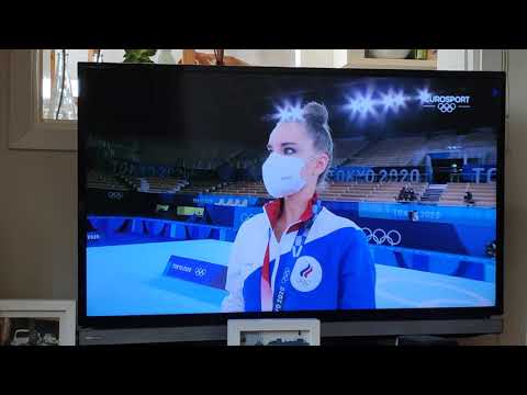 Linoy Ashram takes gold. Rhythmic gymnastics all-round. Medal ceremony