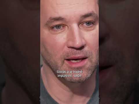 Co se děje v uchu moderátora, když začne přímý přenos Českých slavíků nabírat skluz? #shorts