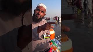 Buying Pakistani beach snacks! 🇵🇰
