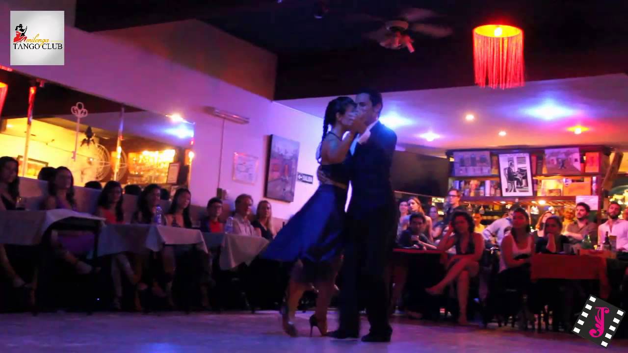 DAVID PALO y ANABELA BROGIOLI en el Tango Club Milonga (Milonga)