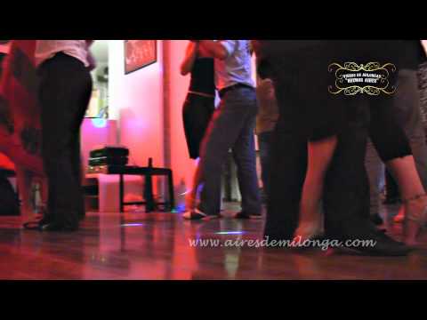 Istambul, Milongueando en  Milonga 333, Tango in Turquia
