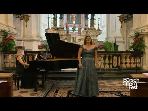 Puccini, Tosca “Vissi d’arte”. Olga Senderskaya Soprano, Maria Nikitin Piano