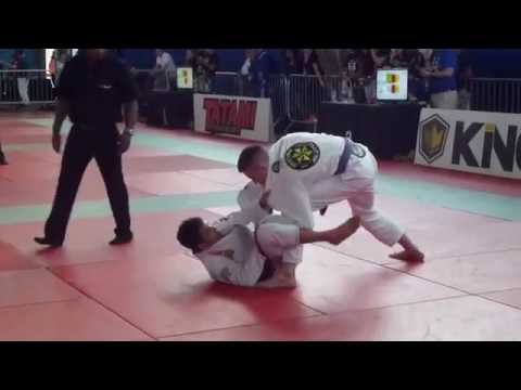 Jonas Andrade vs Marcus Phelan - IBJJF British National 2016 - Purple Adult - Open