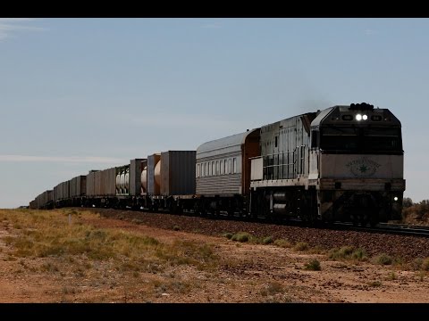 Southern Spirit NR leads PN Steel Train across the TAR