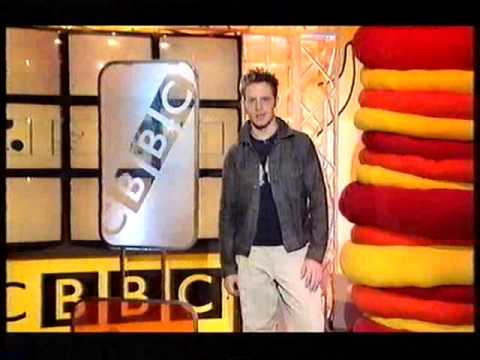 CBBC Two continuity - Wednesday 5th December 2001 (2)