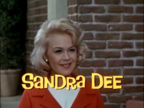 Trailer of That Funny Feeling (1965)